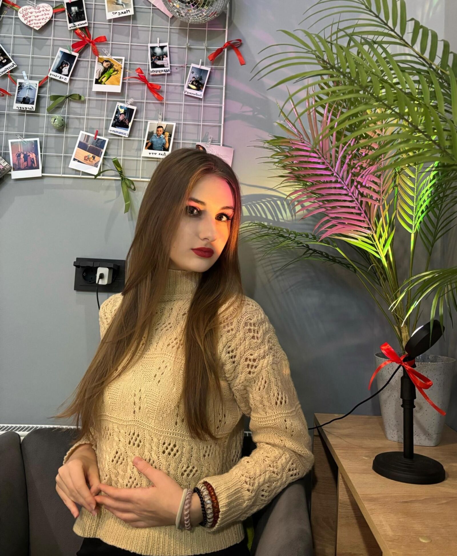 Non Nude Girlfriends Mixed 