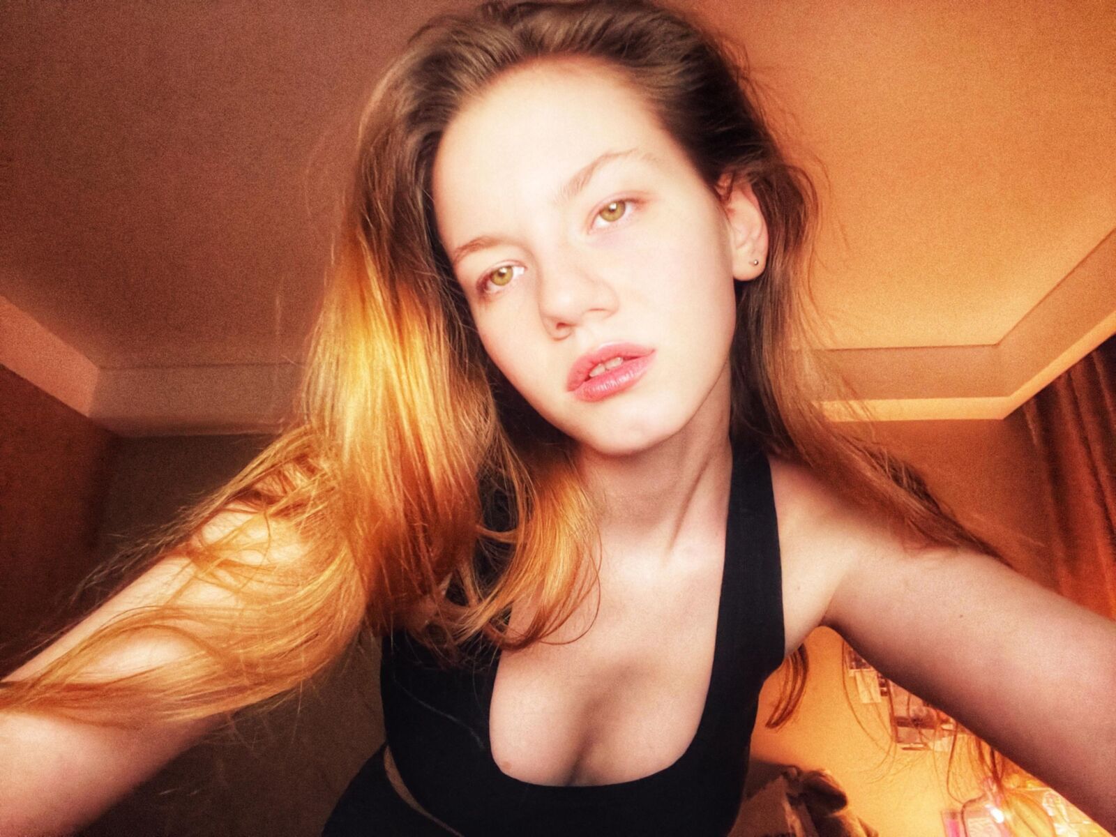 Non Nude Girlfriends Mixed 