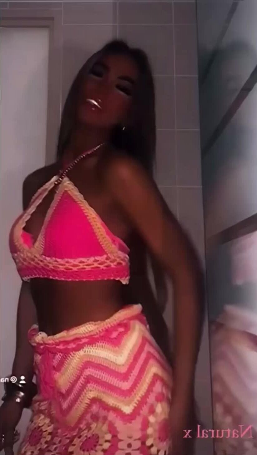 Naomy fuckable hipersexualized chav chavs
