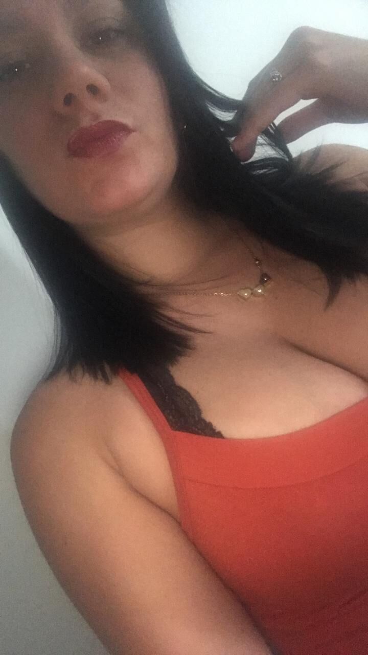 Latina Caren