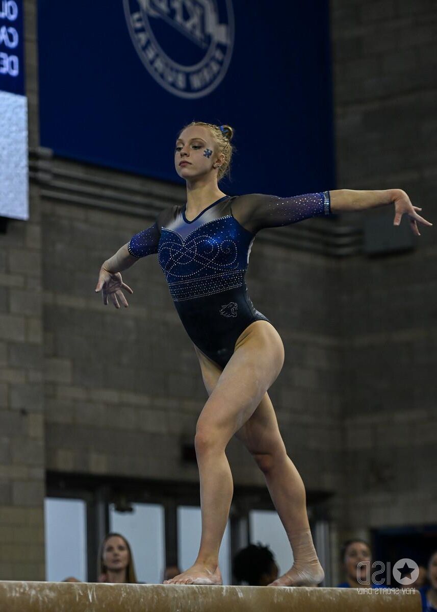 Very Hot College Gymnasts Part 