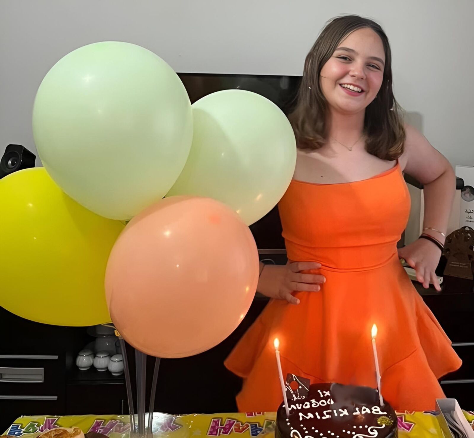 SEXY TURKISH TEEN 