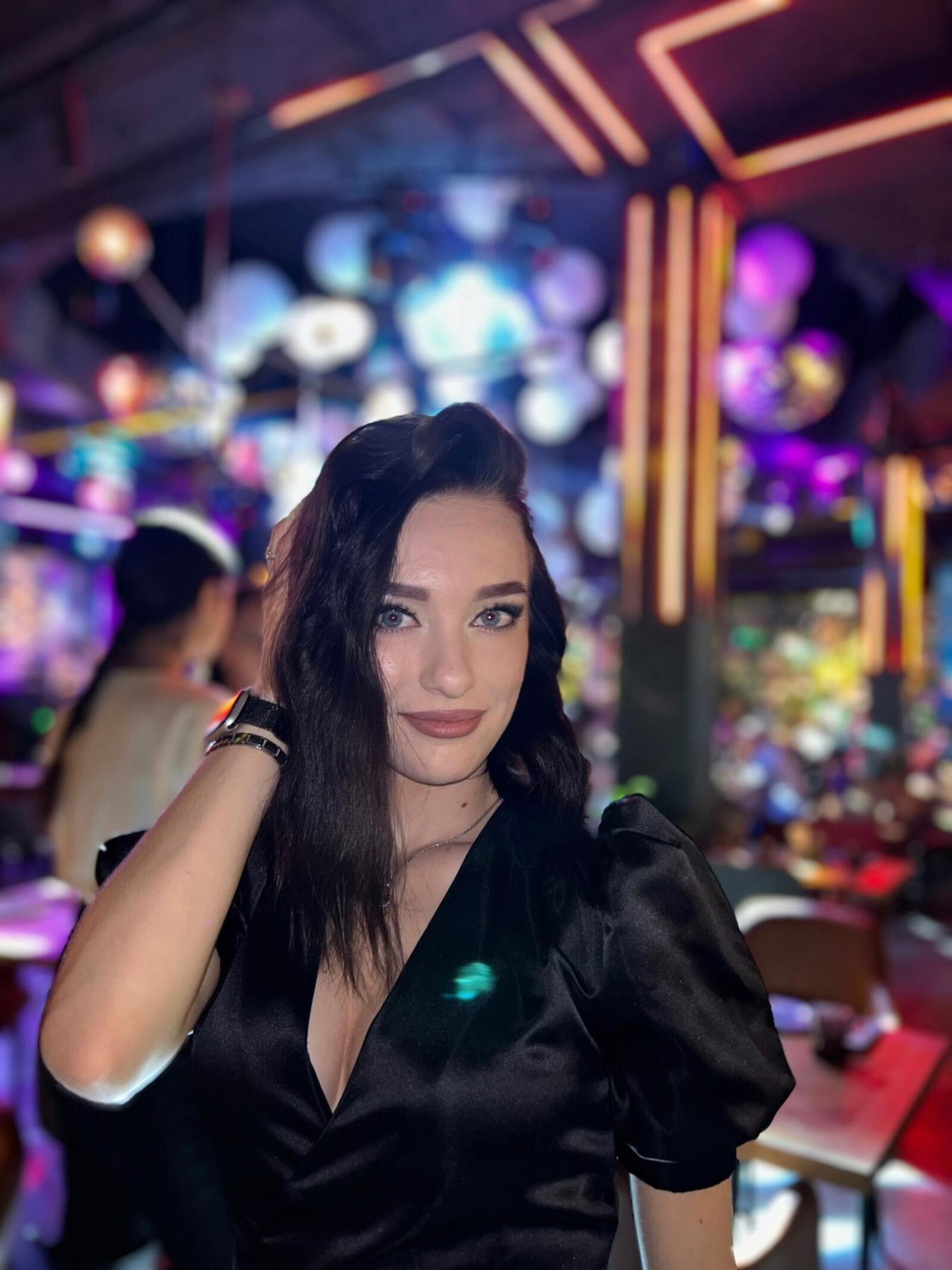 Non Nude Girlfriends Mixed 