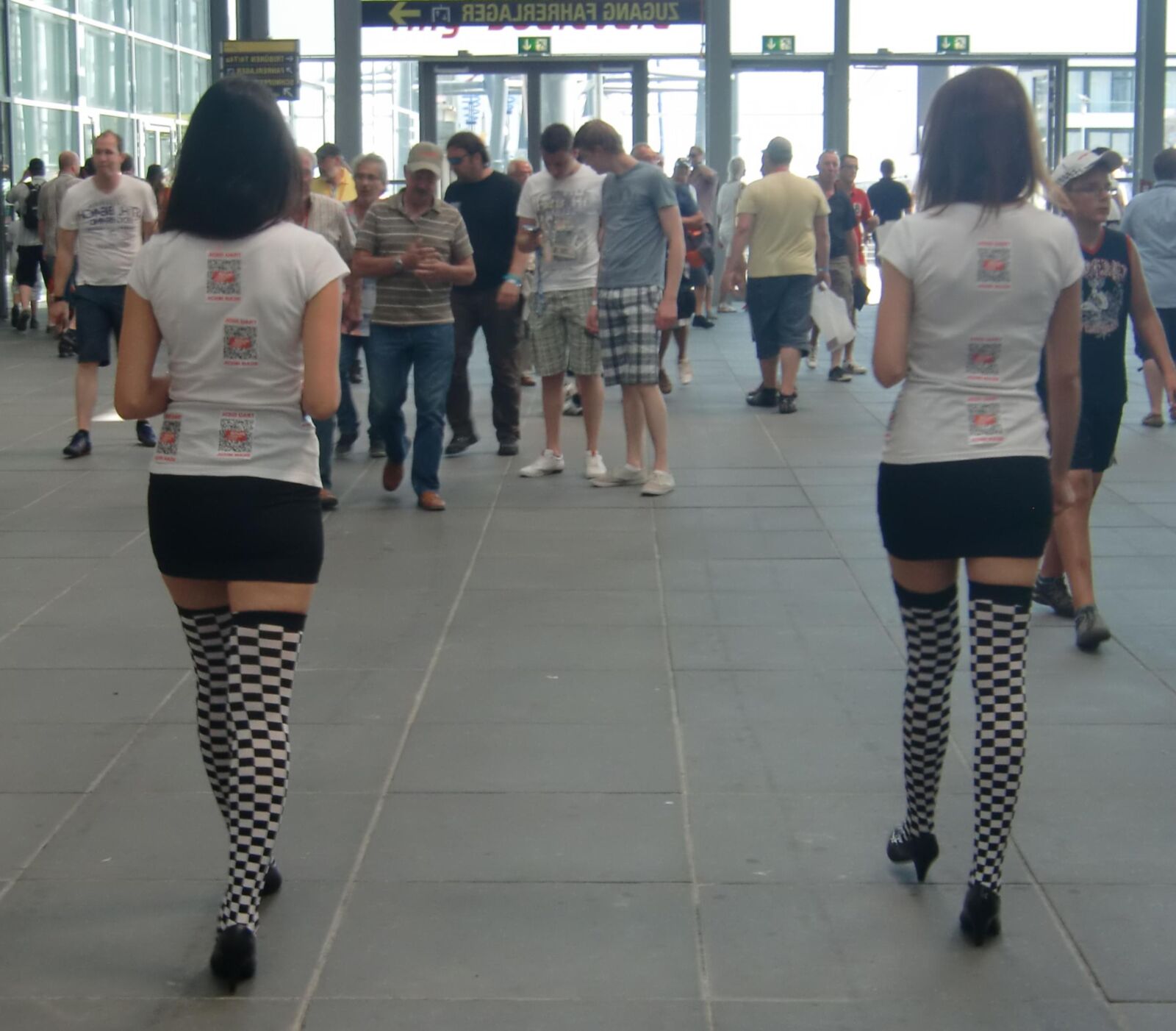 Candid Girls Teen Street Voyeur 