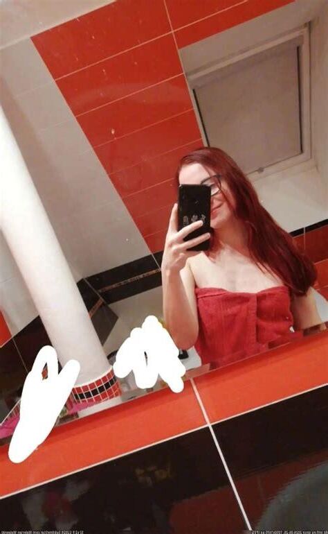 Zdenca nude selfie 