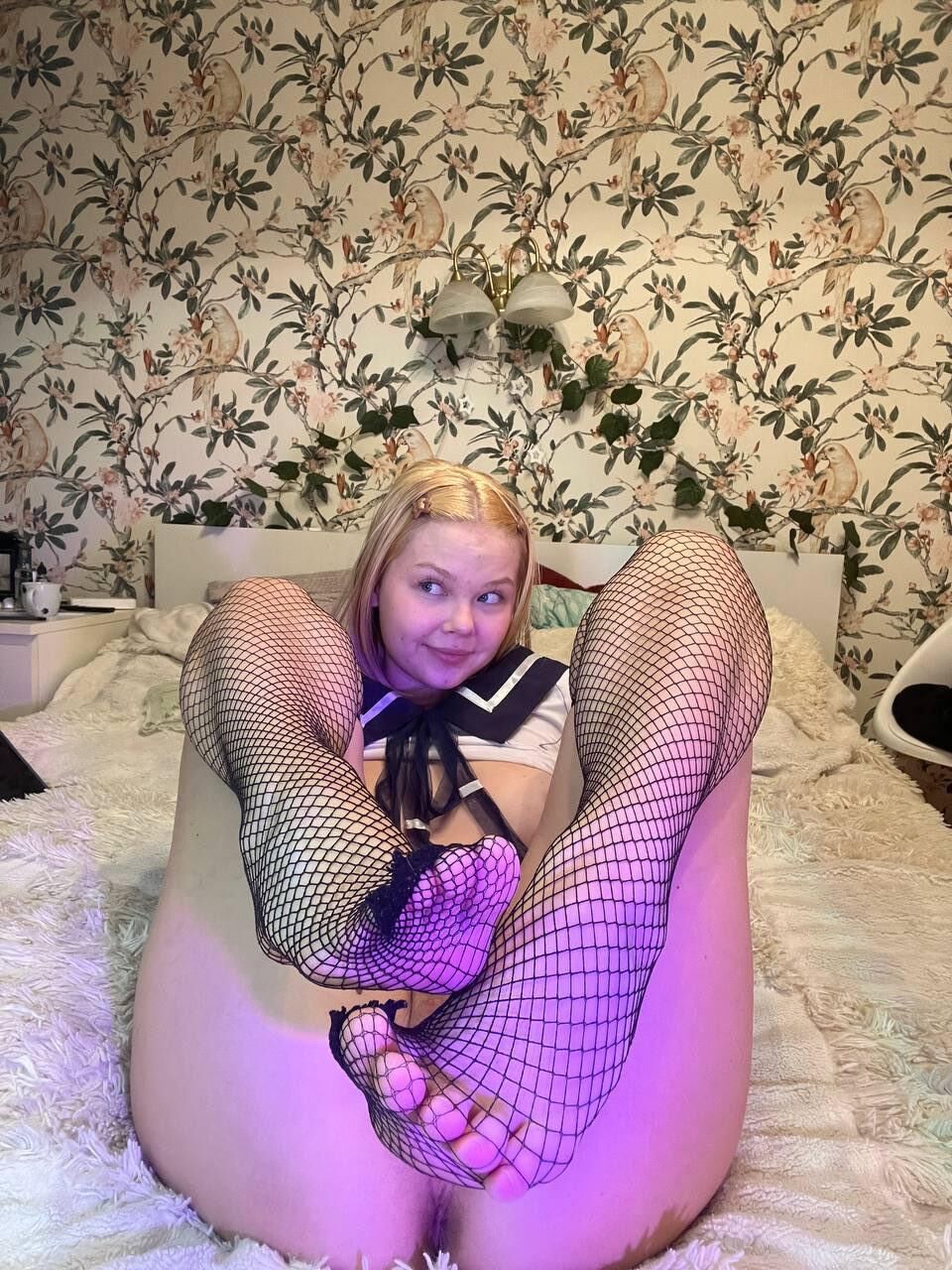 Alice froggy