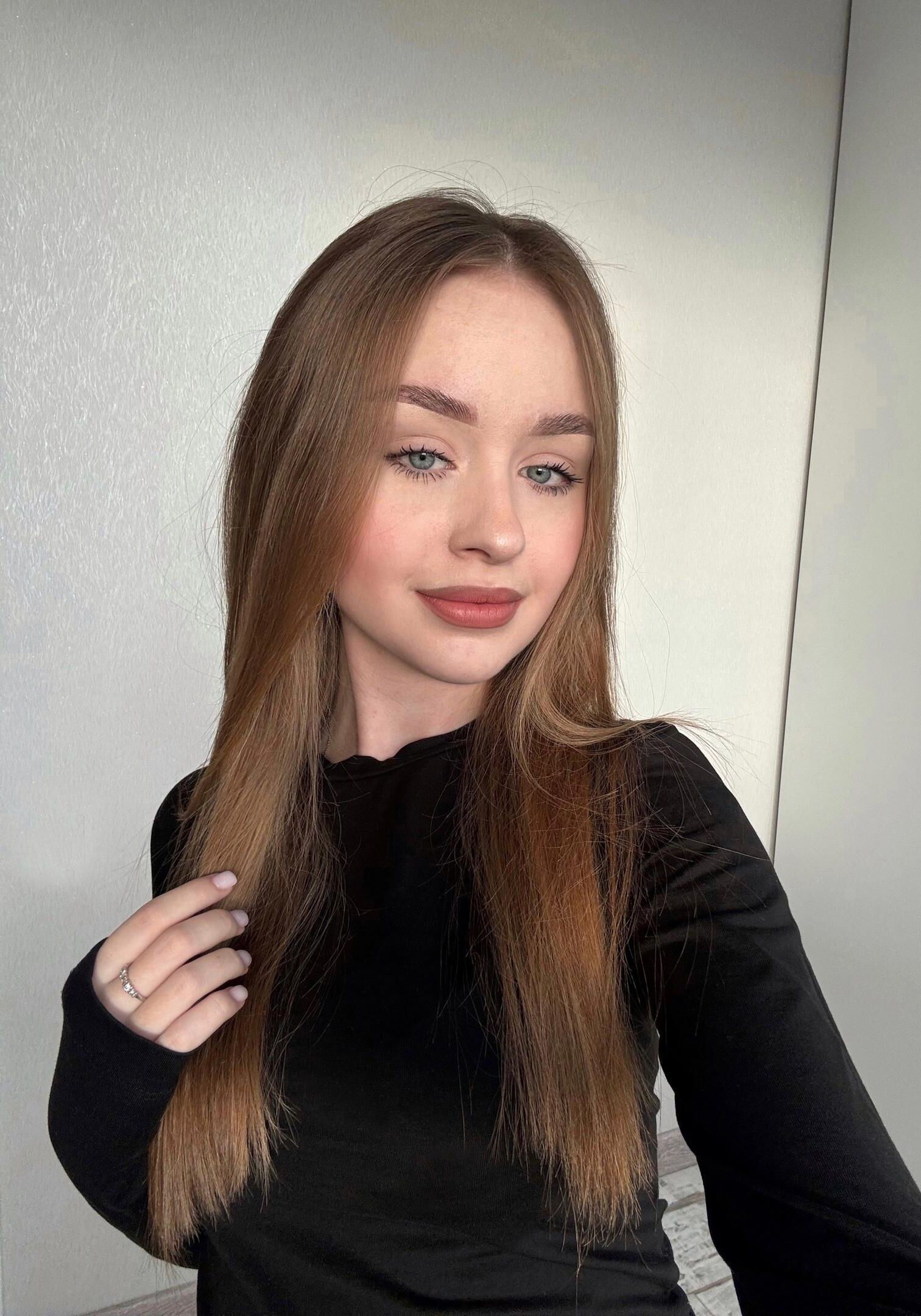 Non Nude Girlfriends Mixed 