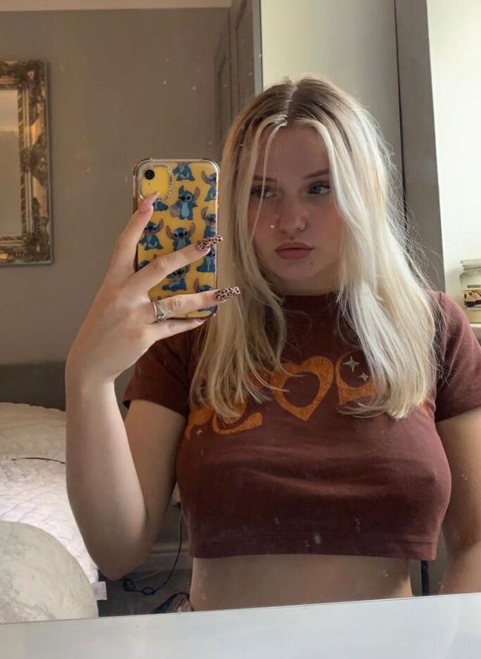 Your Girlfriend Is A Slut And Everyone Likes To See Her Naked 