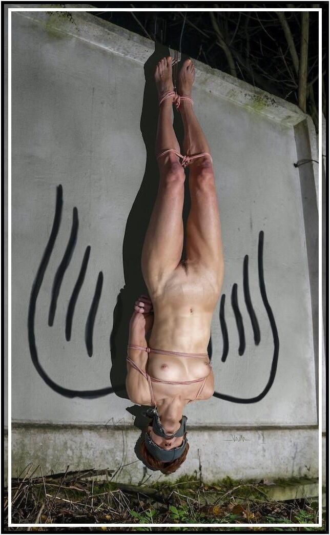 Slave at our mercy BLINDFODED
