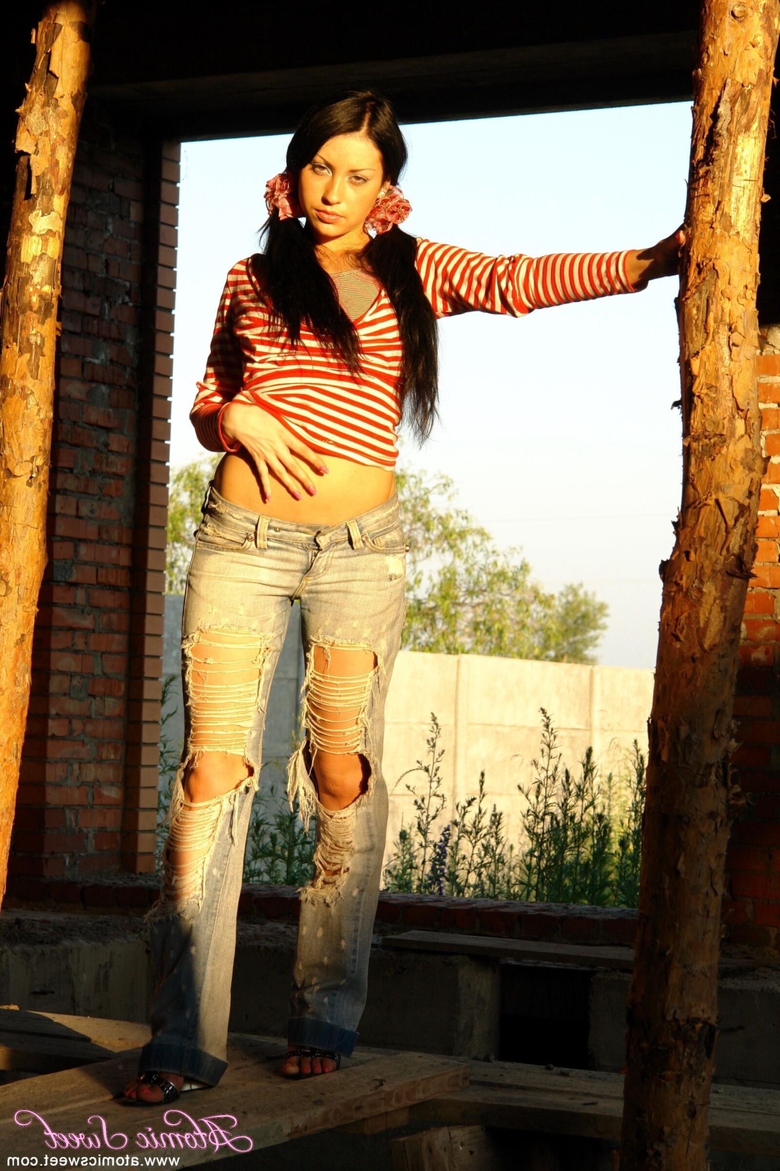 AtomicSweet Margot Sun (x)