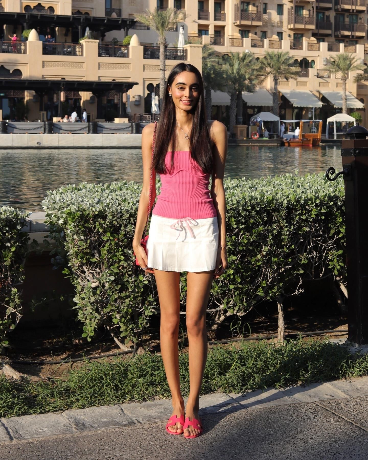 Skinny 