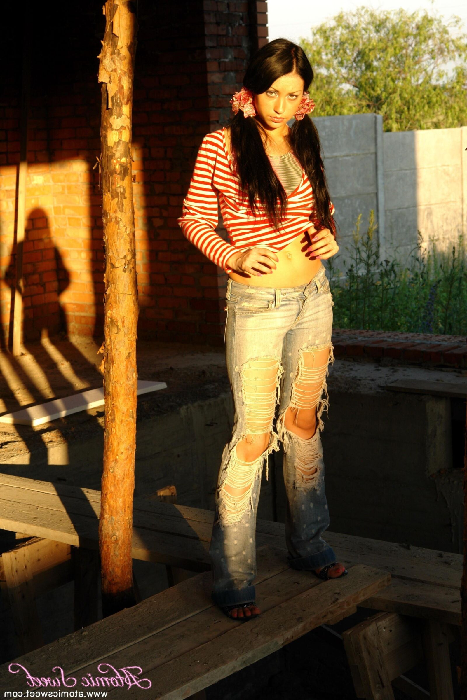 AtomicSweet Margot Sun (x)