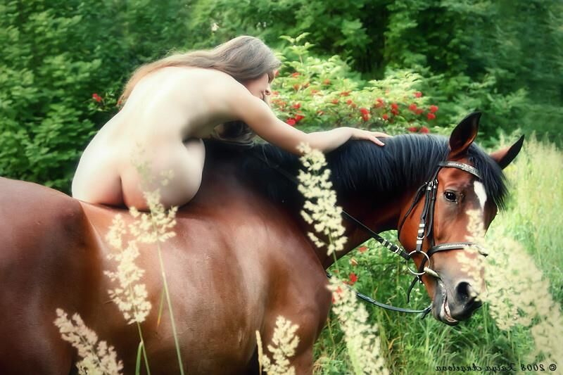 Chicas y caballos