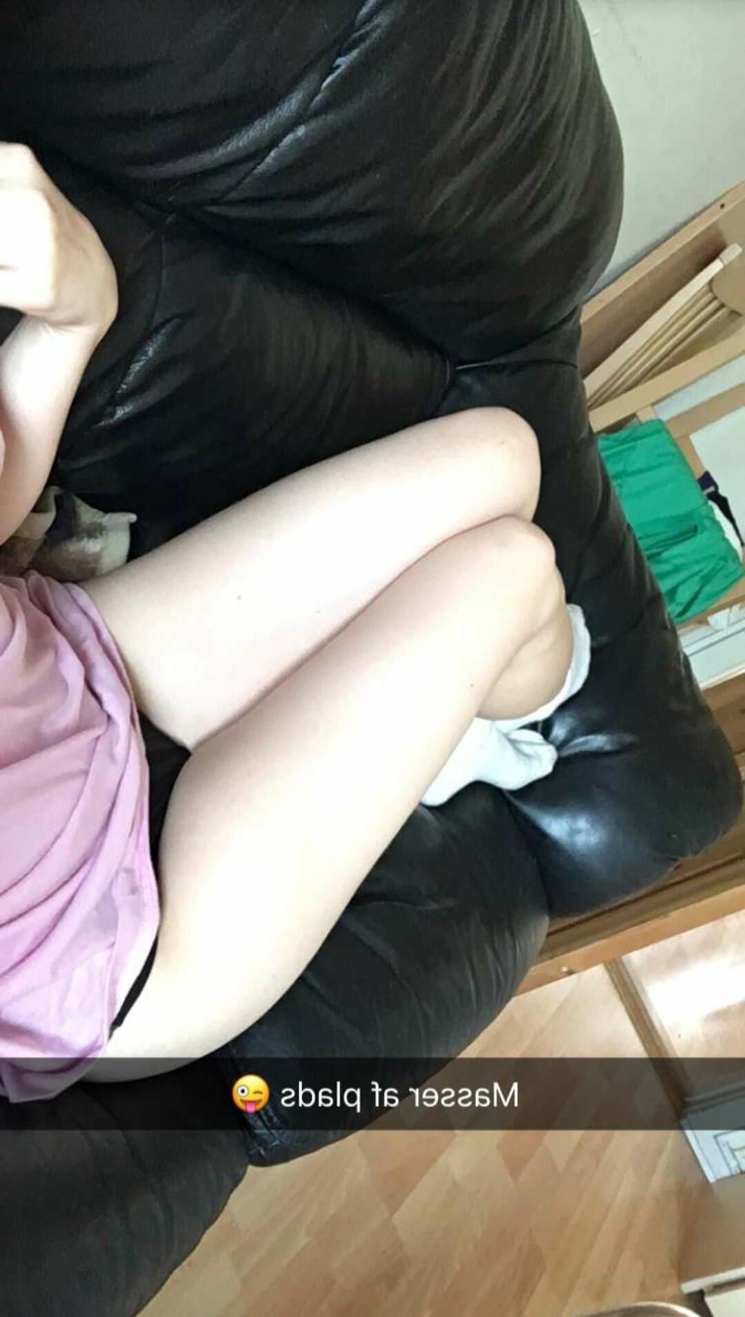 Petite danés rubio adolescente burlona vol.