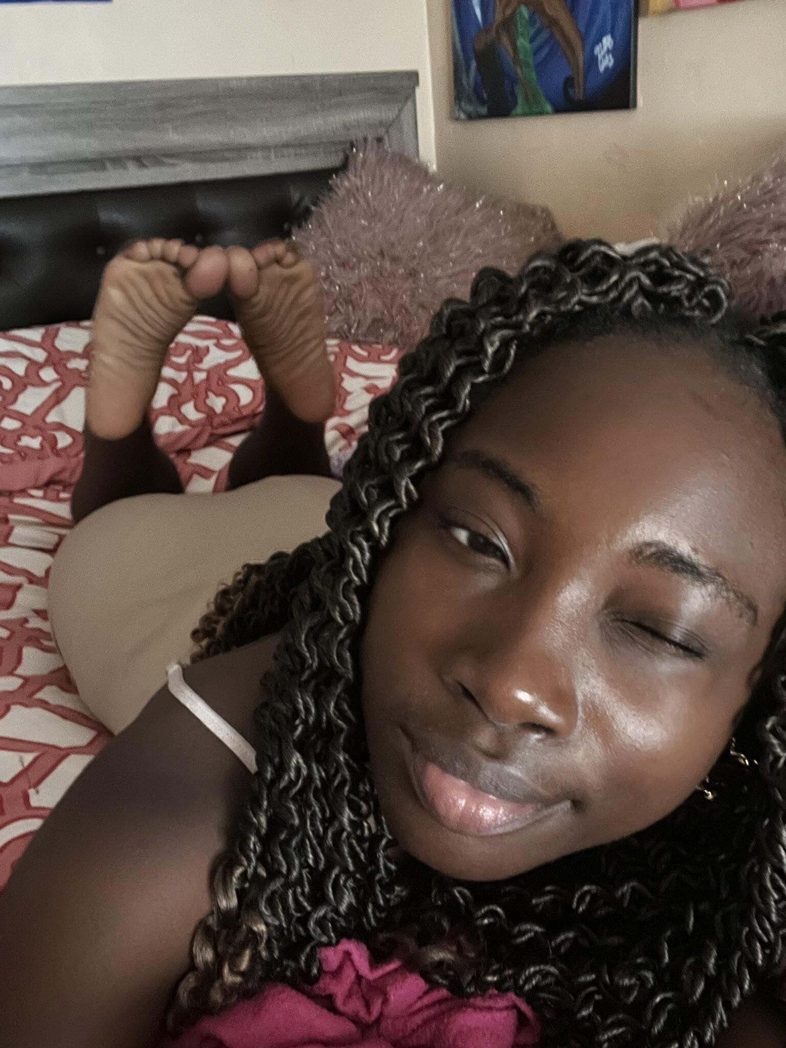 LLA Teenie Feet