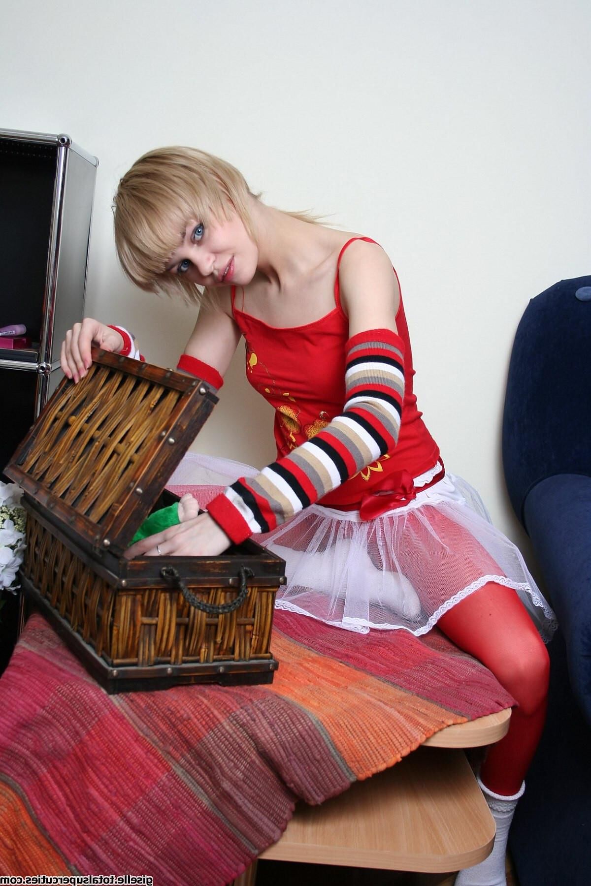 TotalsuPercuties Giselle