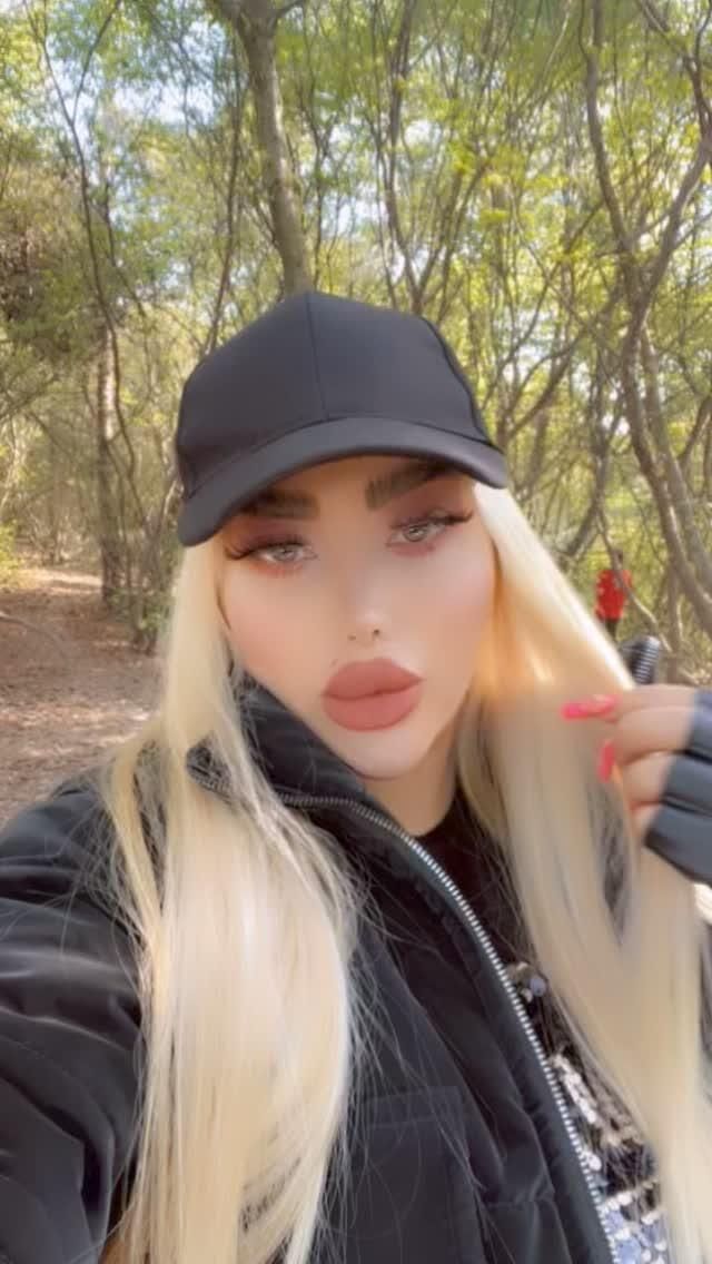 Meloni Fuckable Hyperexualized Chav Chavs