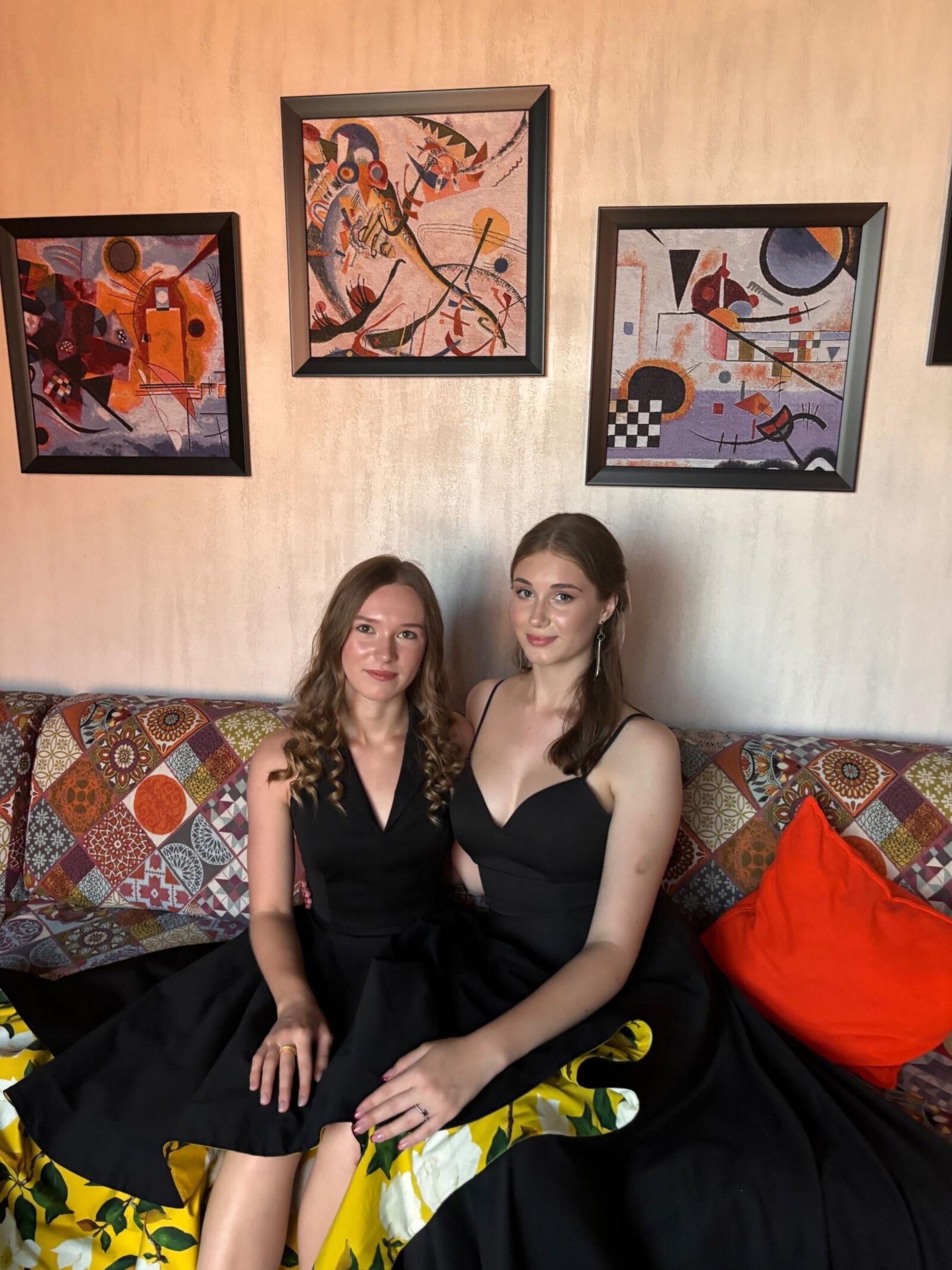 Novias no desnudas mixtas
