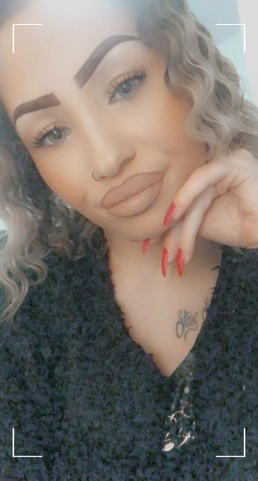 Whuch pics of my gf would you use to jerk off? 
