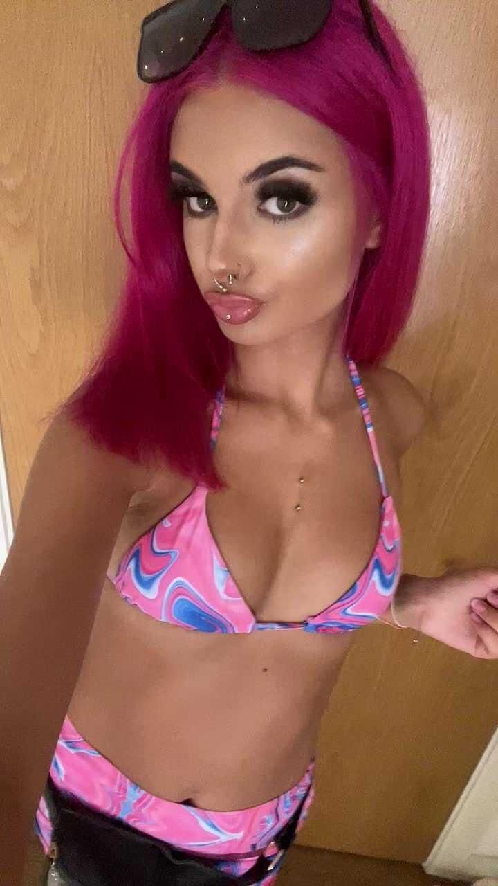Fuckable hypersexualized Chav Chavs