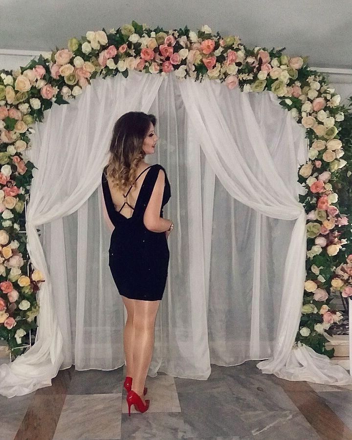 Mujeres calientes con vestidos (no desnudos)
