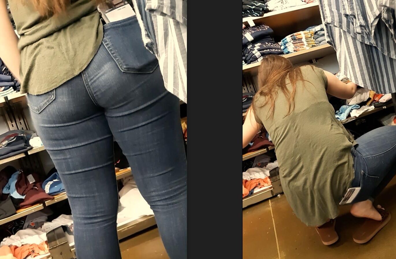 Teen in jeans at Old Navy
