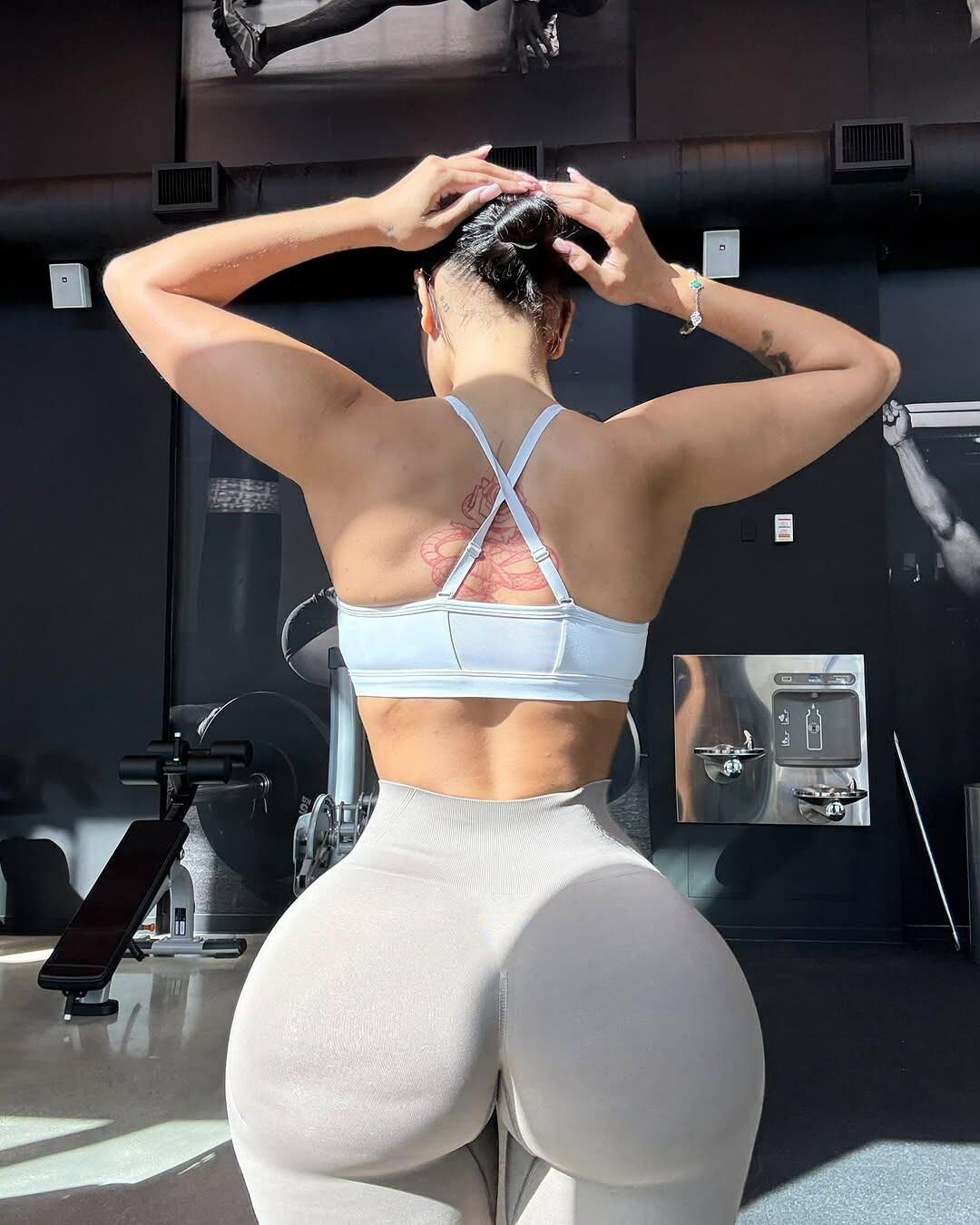 Fucking Horny Girls DXC