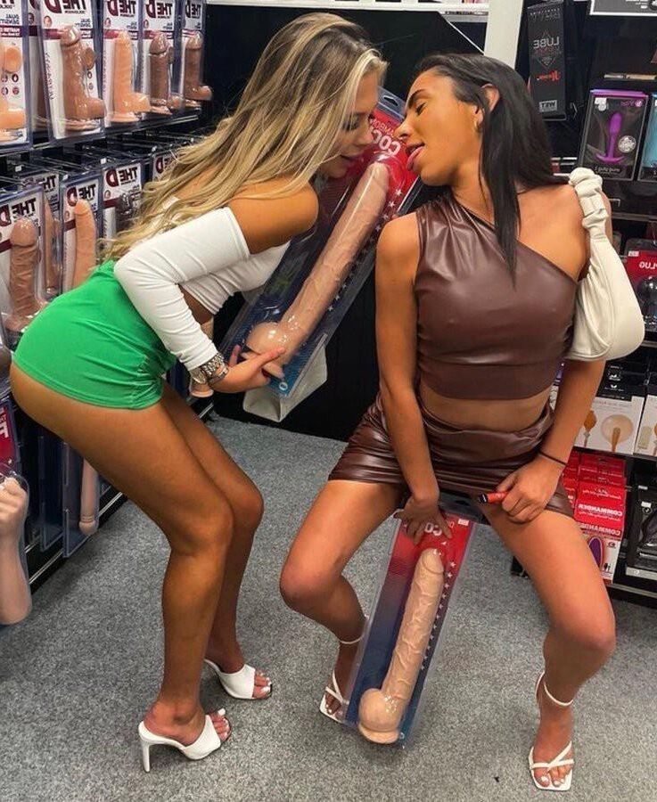 Group of girls 