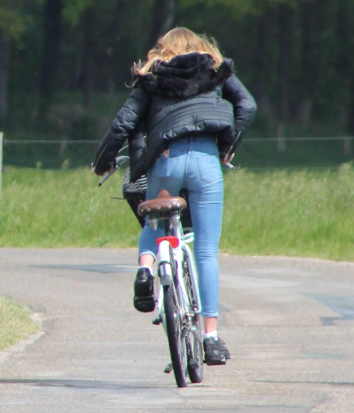 Chicas sinceras voyeur de chicas adolescentes