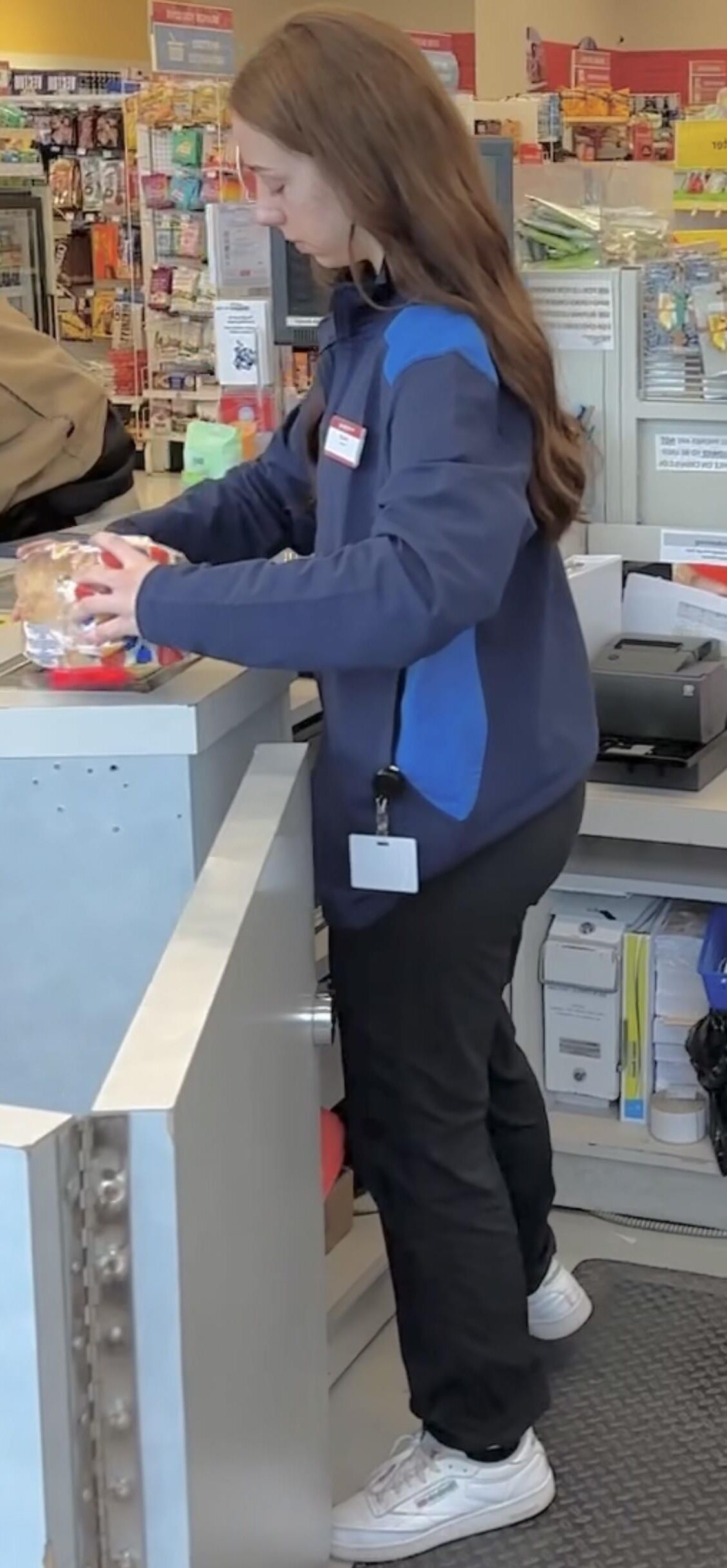 Cashier helper