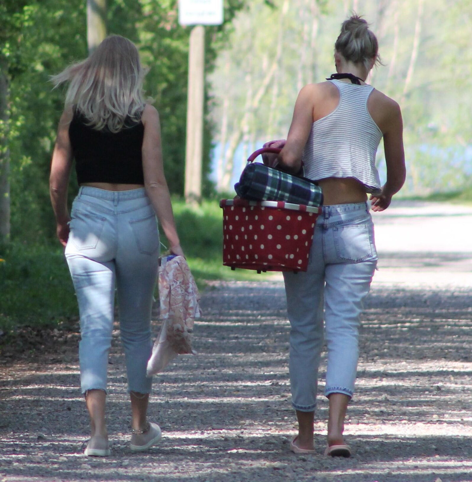 Candid Girls Teen Street Voyeur 