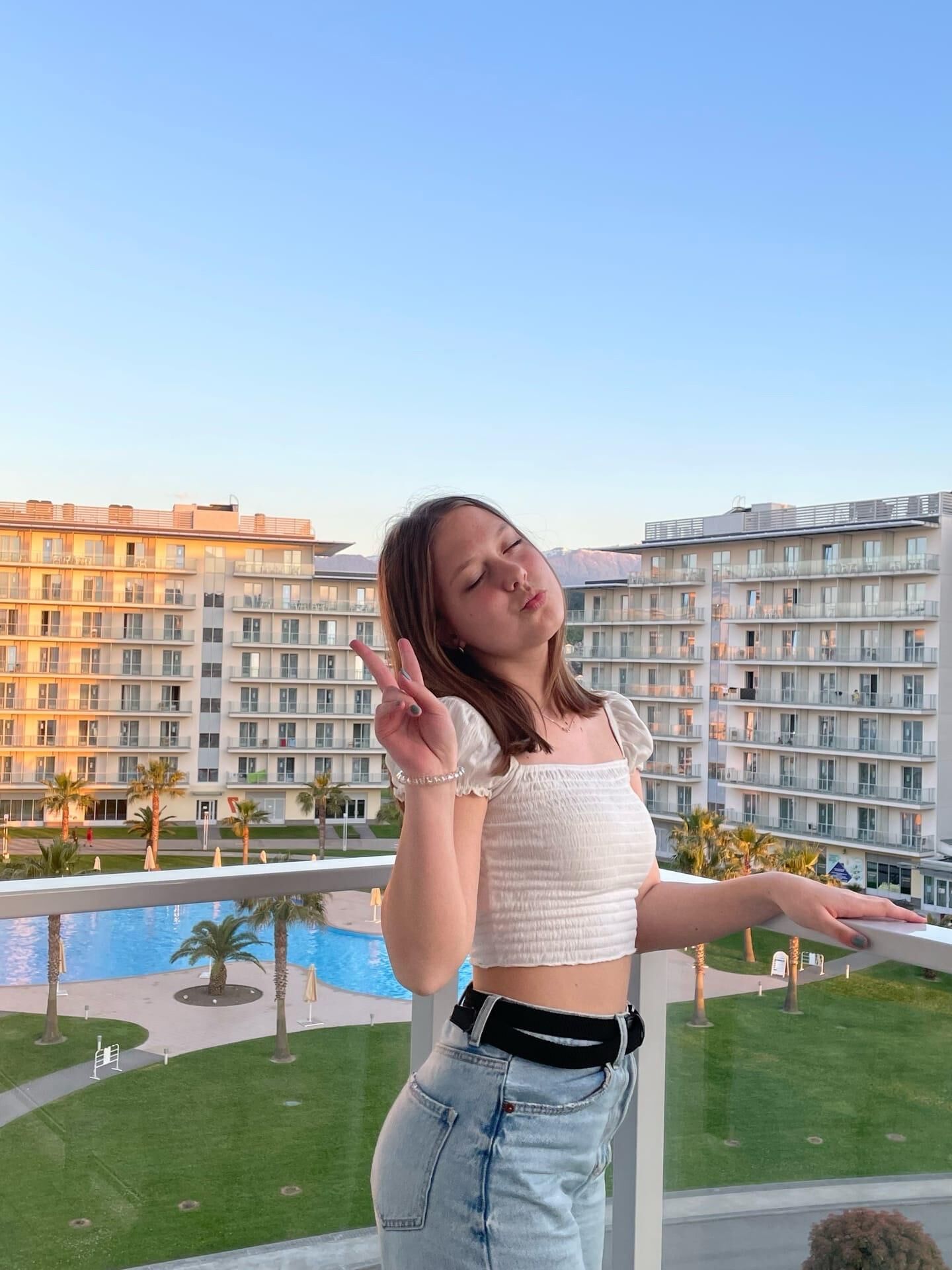 Non Nude Girlfriends Mixed 