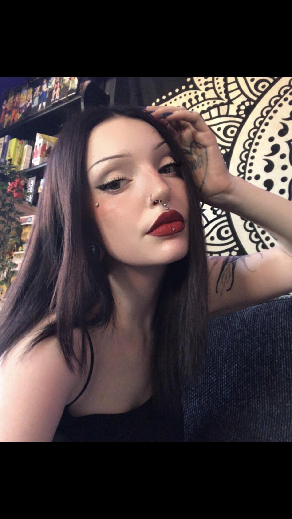 ICE_QUEEN_