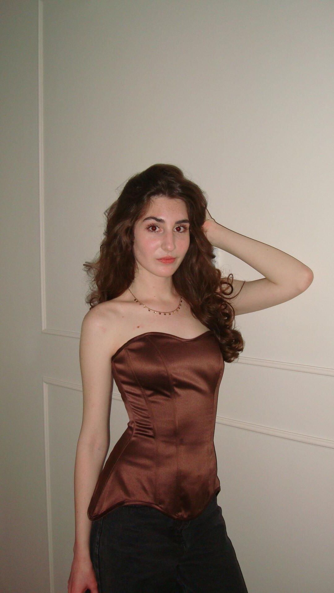 Non Nude Girlfriends Mixed 