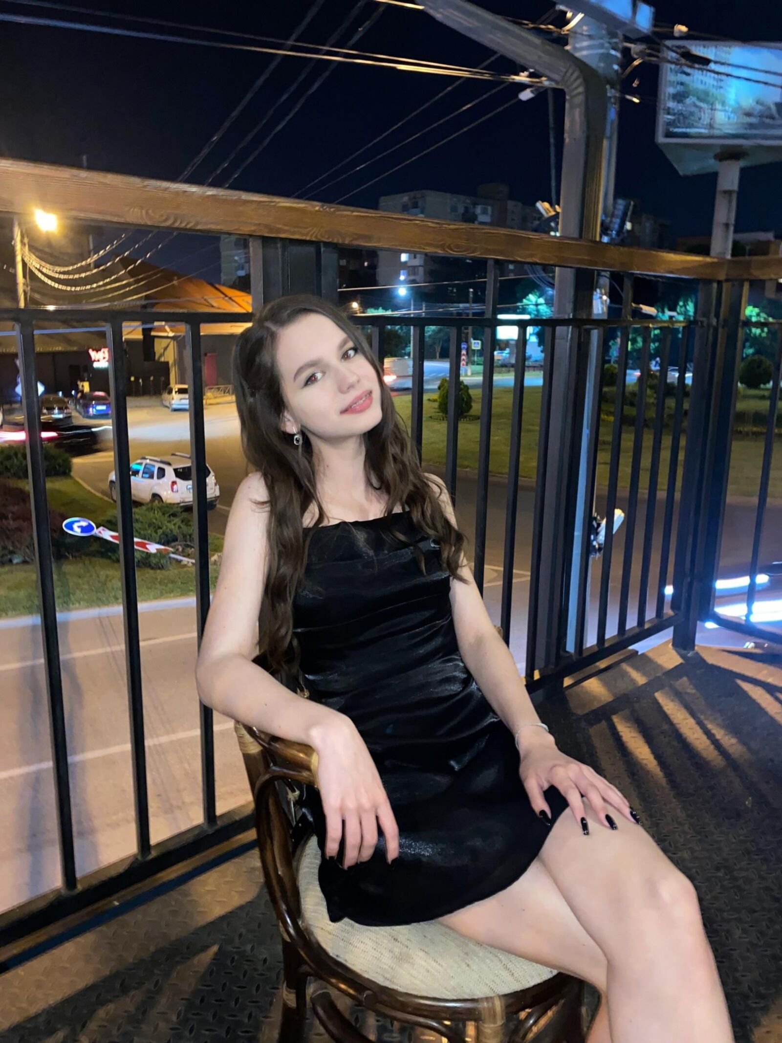 Non Nude Girlfriends Mixed 