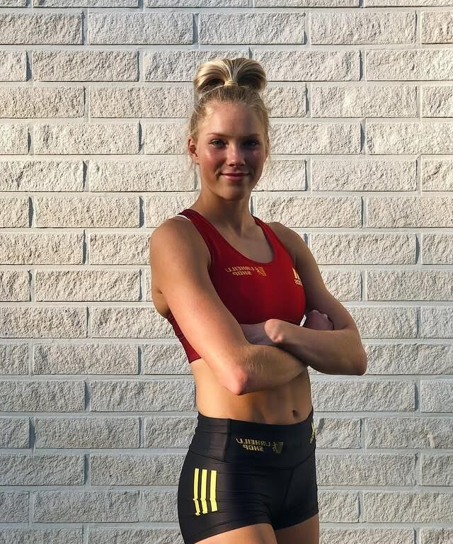 Slutty sporty athletes teasing you 
