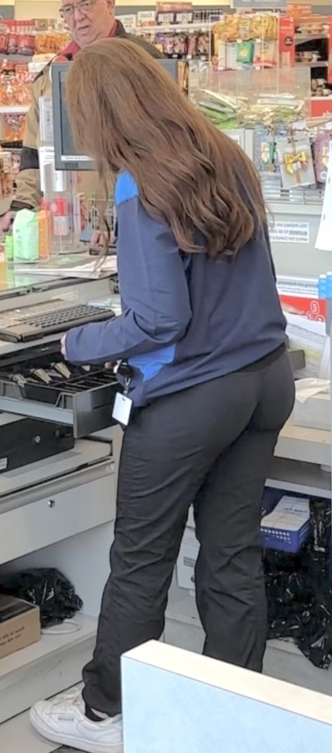 Cashier helper