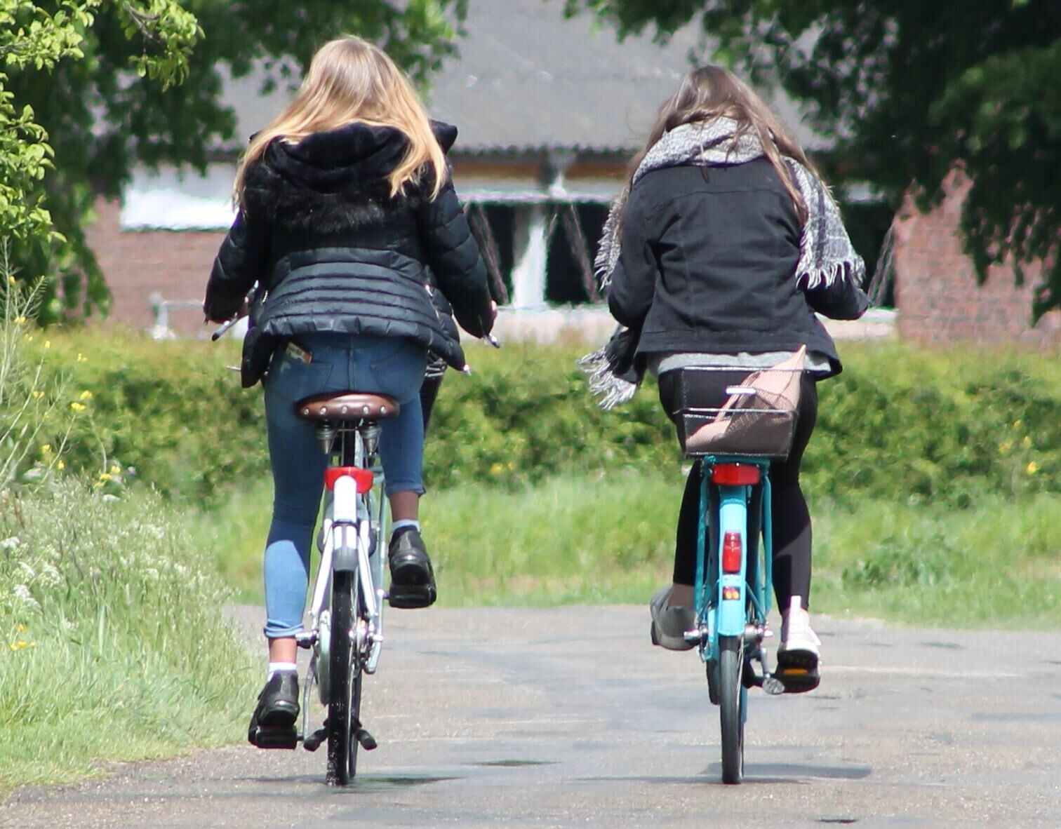 Chicas sinceras voyeur de chicas adolescentes