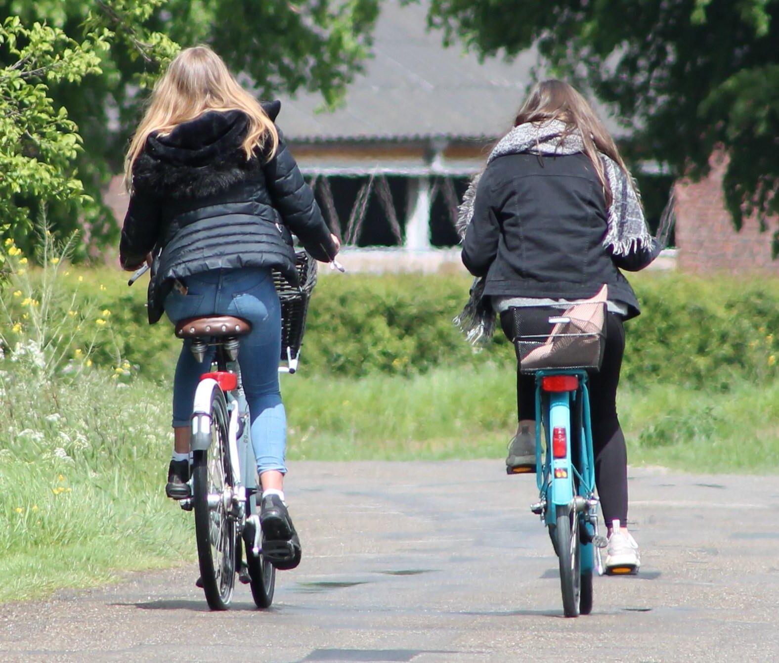 Chicas sinceras voyeur de chicas adolescentes