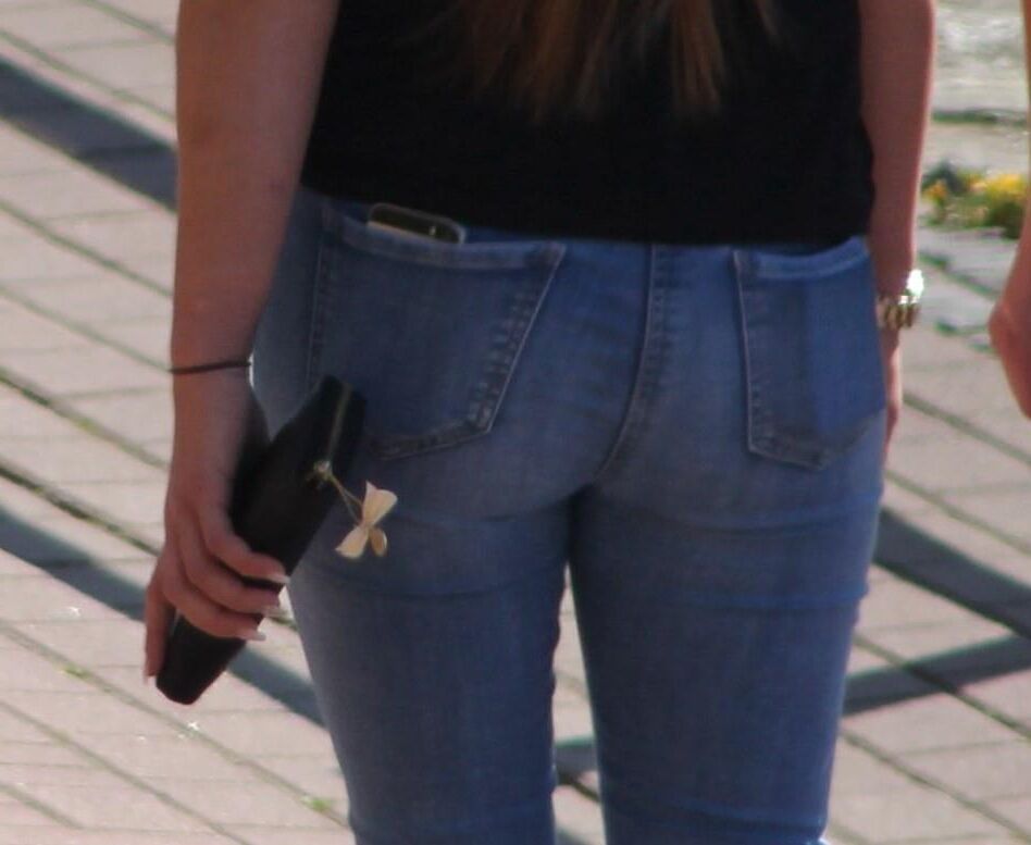 Candid Girls Teen Street Voyeur 