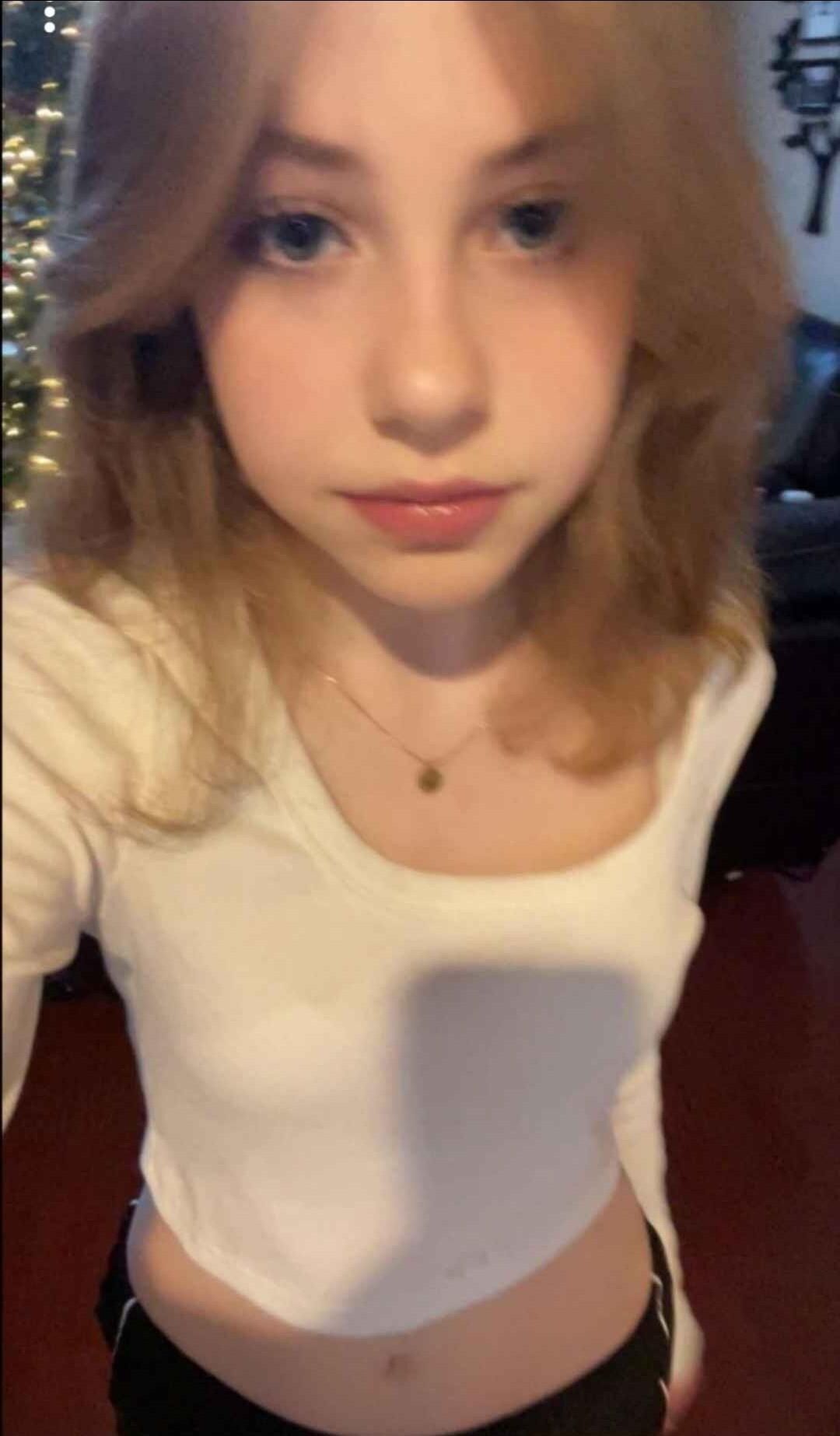 Sexy Petite Irl Teen