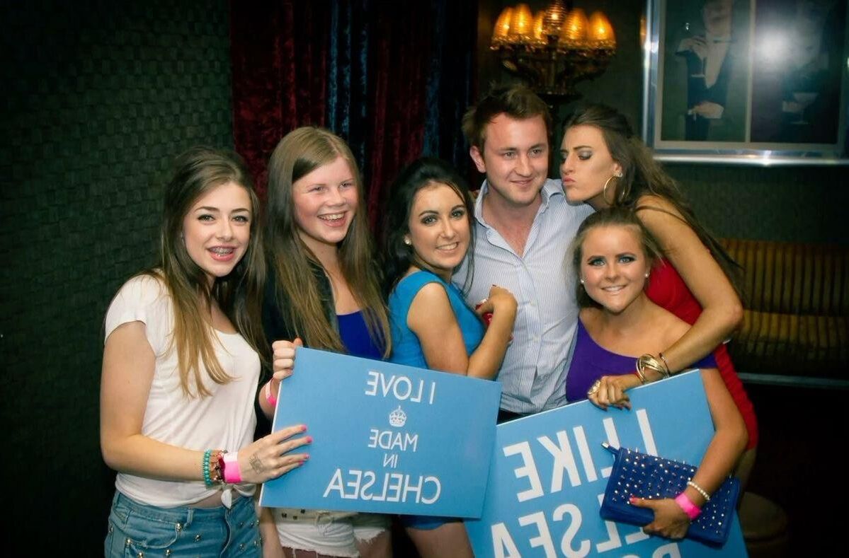 Irish Chav Party TNS en tacones altos