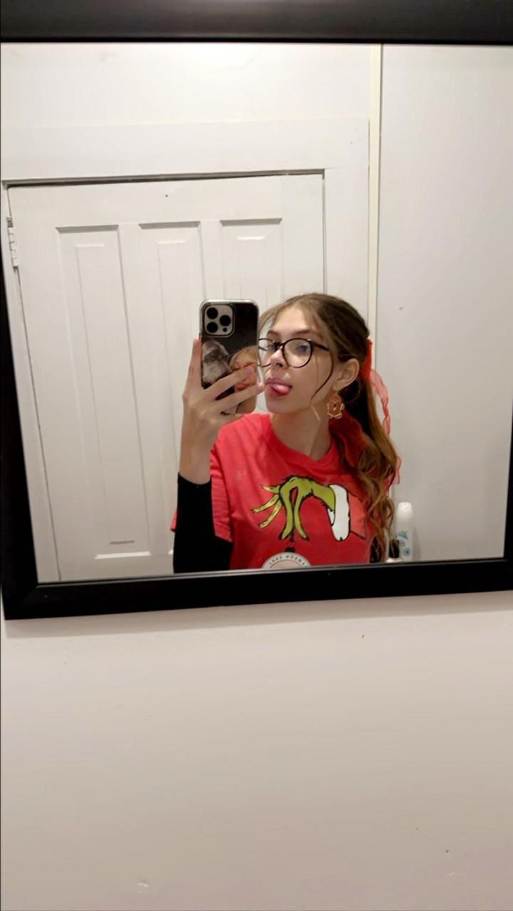  year old big titted skinny snap slut Ava