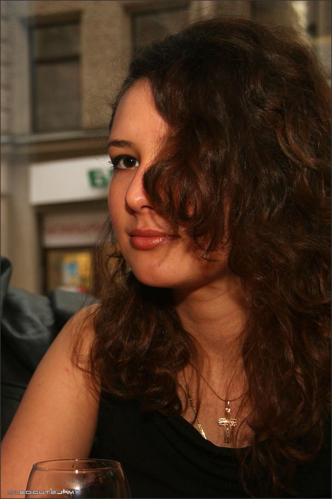 Kamilla Model Party com várias meninas (não nu)