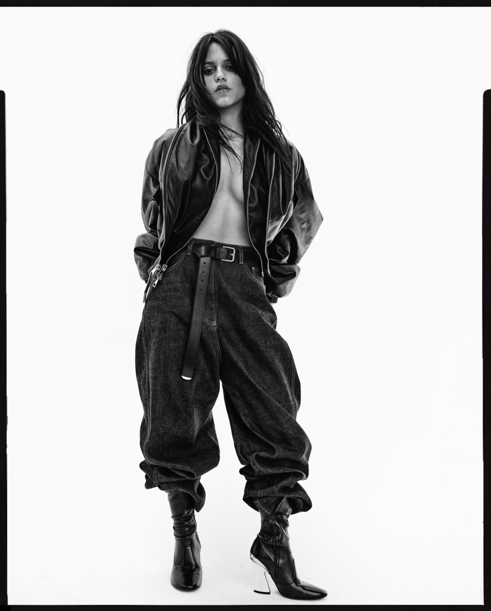 Edição de revista Jenna Ortega V