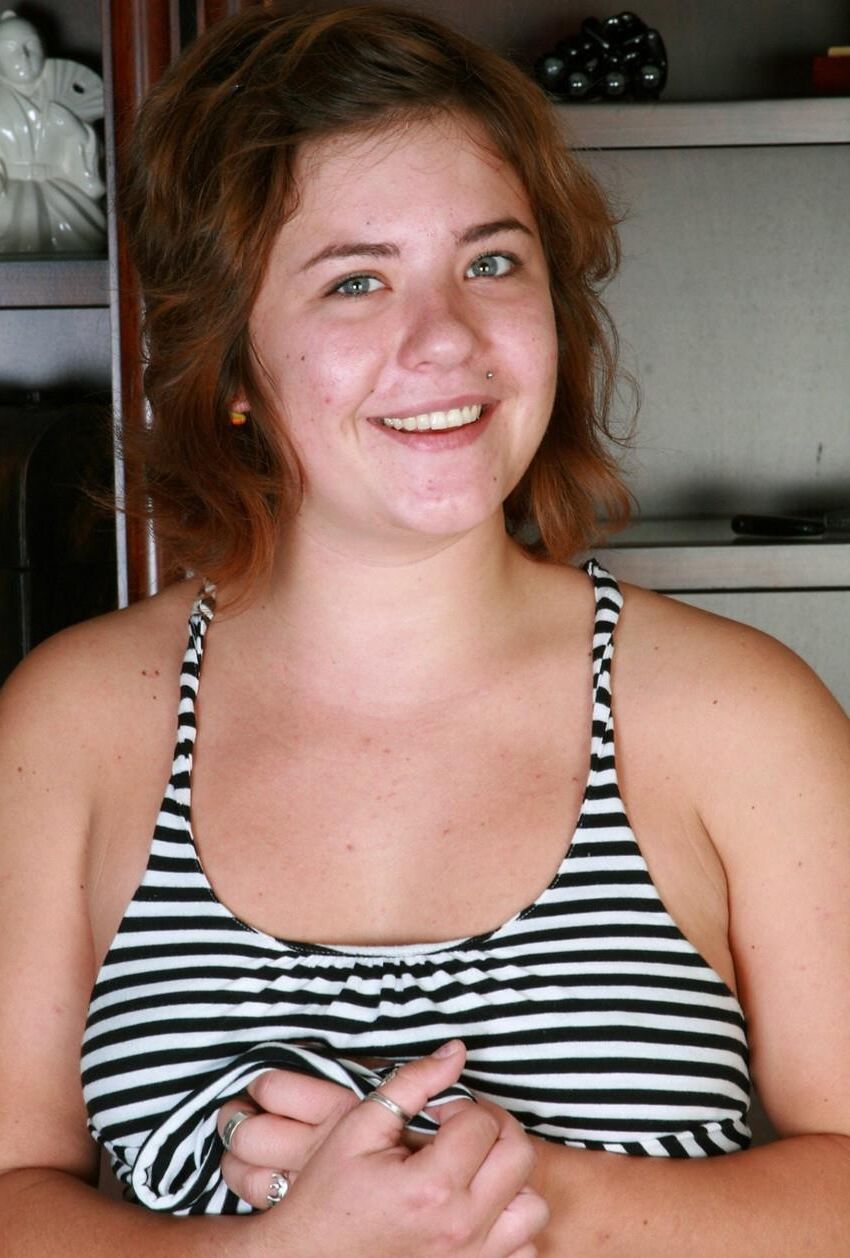 Gorgeous thick teen with apierced nipple and hairy cunt penelope