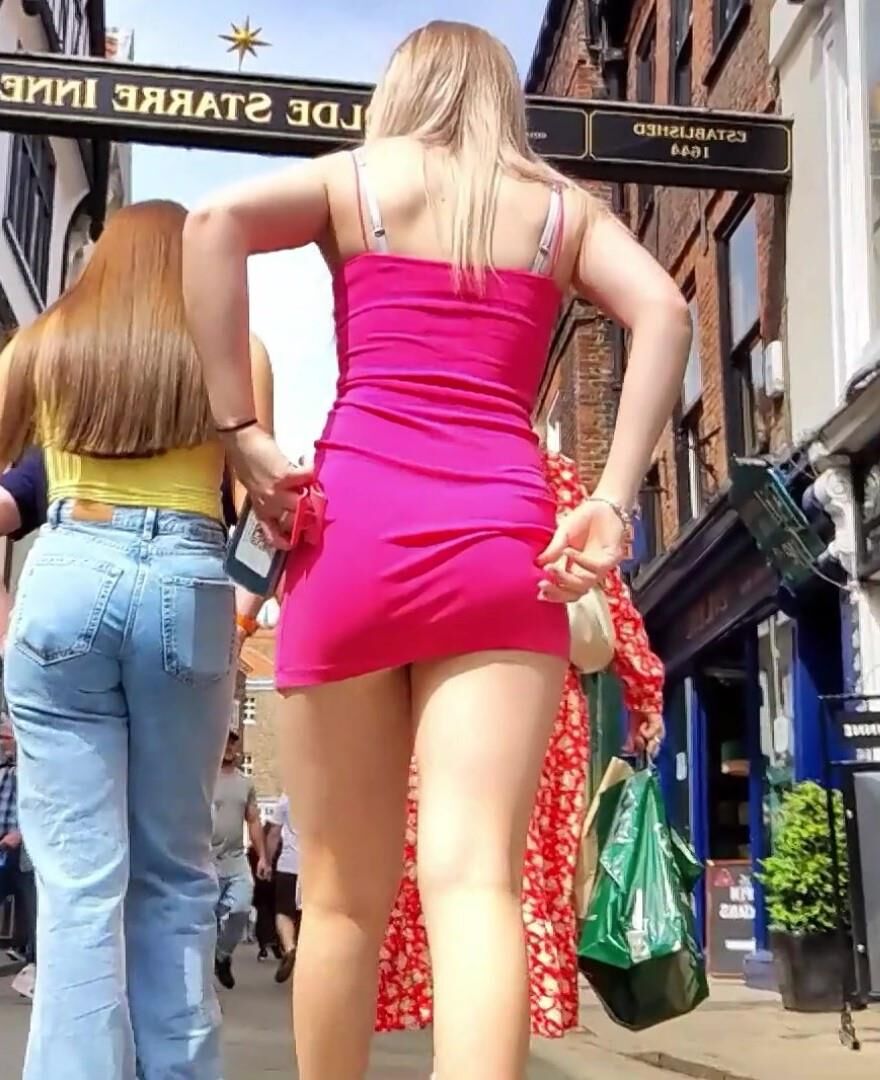 pink blonde sexdoll creepshots