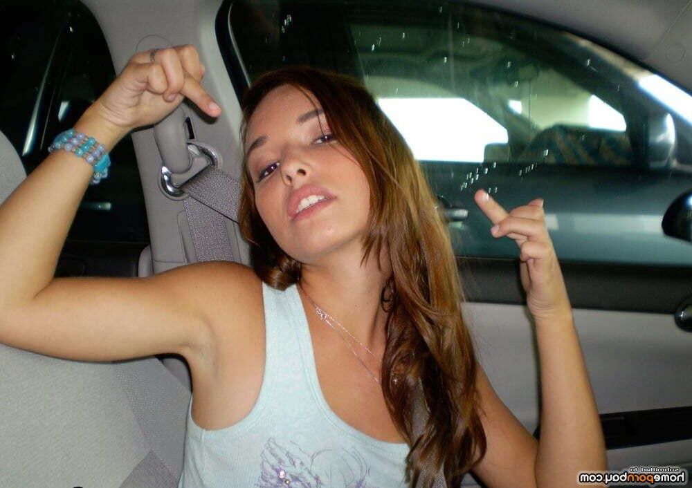 Ama Perky Innocent Brunette Blower
