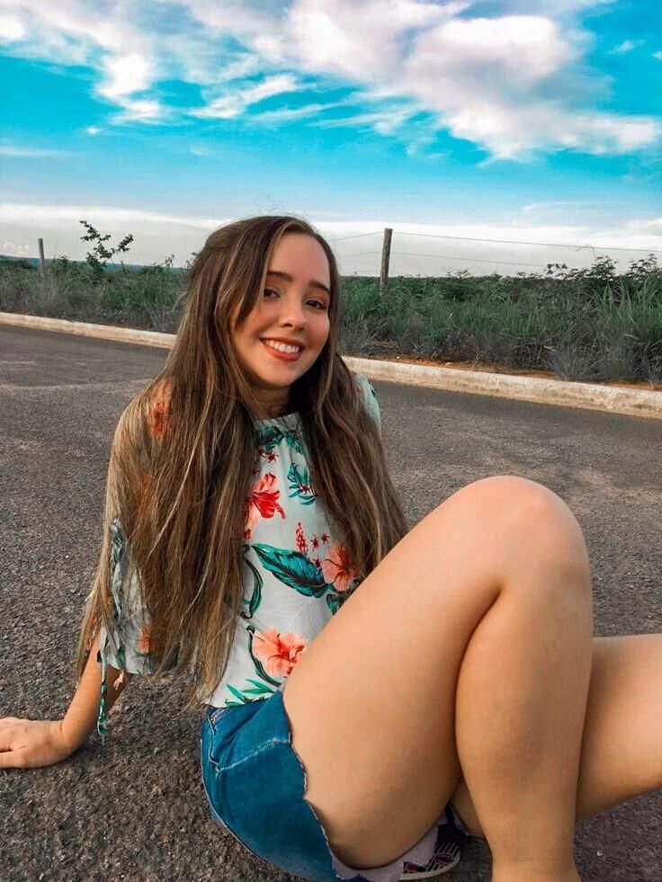 P interesse em foco na beleza em homewreckers