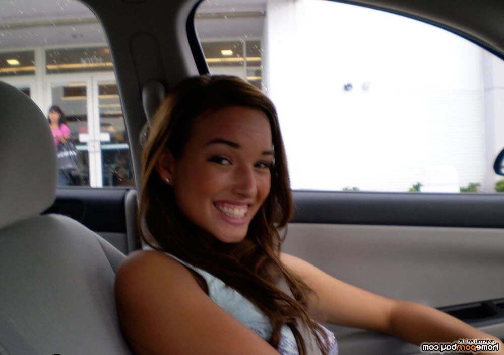 Ama Perky Innocent Brunette Blower